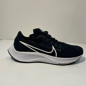 Nike Black and White Running Shoes